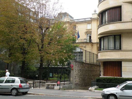  Consulat, boulevard Emile Augier